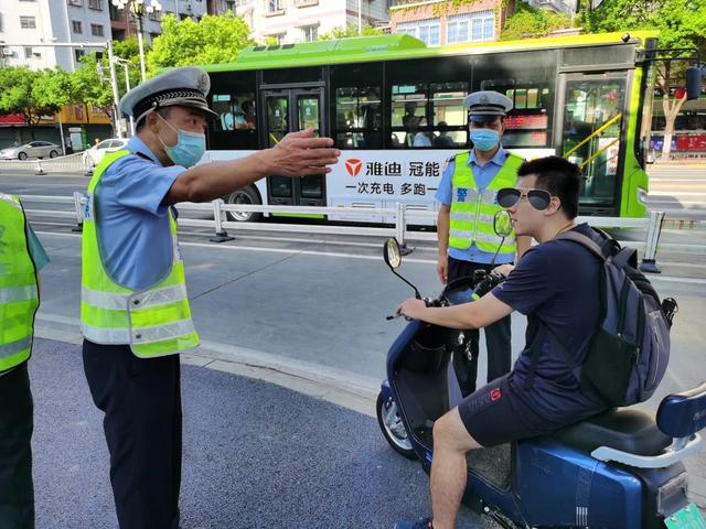 人脸识别｜市区骑电动自行车未戴头盔曝光！今天告诉你有什么后果！-7.jpg