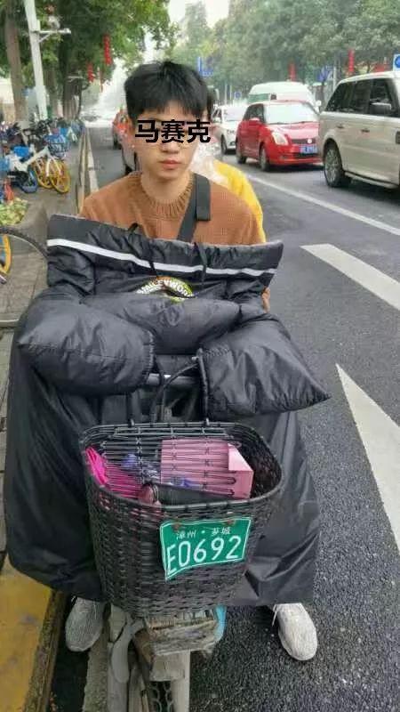 「人脸识别」带小孩违法，马赛克都挡不住你懊悔的表情……-3.jpg