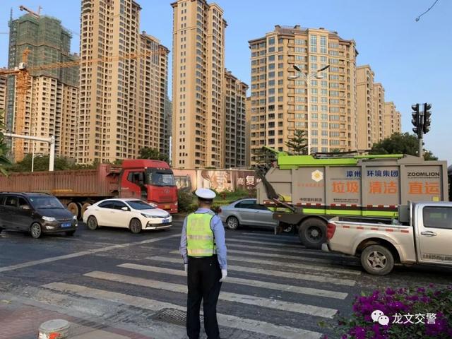 龙文交警冬季道路交通安全大整治“百日行动”进行中……-3.jpg