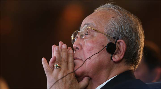 初中毕业，在工厂挣下1800亿！富士康“厂妹”王来春，做对了啥？-11.jpg