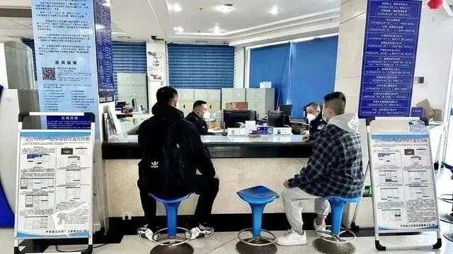 春节期间守规出行“兔”个平安，漳州交警不打烊！ | 春节坚守我在岗-15.jpg