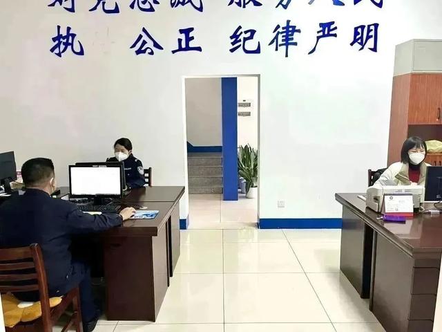春节期间守规出行“兔”个平安，漳州交警不打烊！ | 春节坚守我在岗-17.jpg