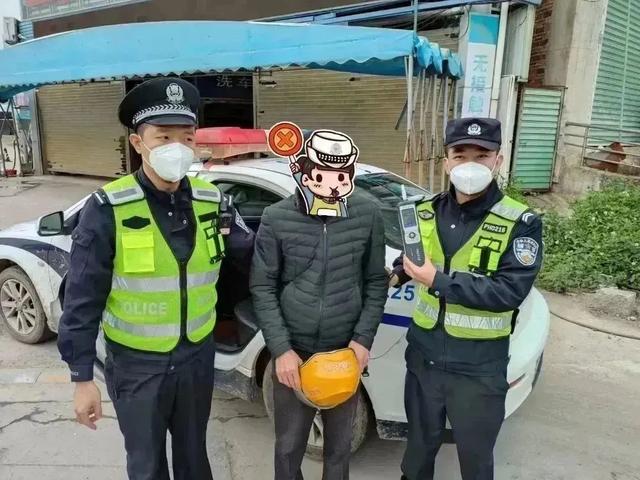 春节期间守规出行“兔”个平安，漳州交警不打烊！ | 春节坚守我在岗-29.jpg