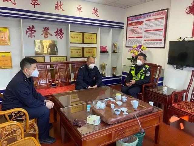 春节期间守规出行“兔”个平安，漳州交警不打烊！ | 春节坚守我在岗-34.jpg