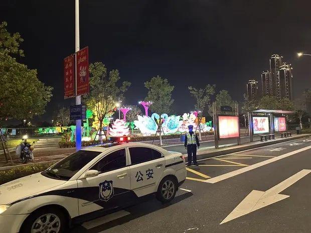 这个春节，漳州路面这些交警居然被拍得这么帅！-17.jpg