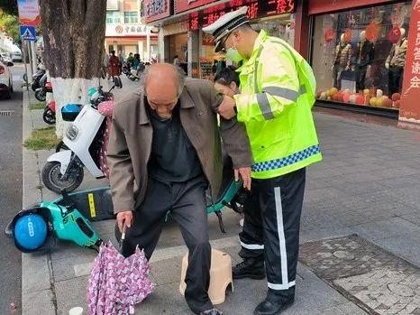 这个春节，漳州路面这些交警居然被拍得这么帅！-51.jpg