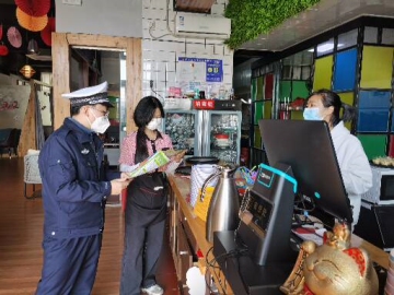 这个春节，漳州路面这些交警居然被拍得这么帅！-49.jpg