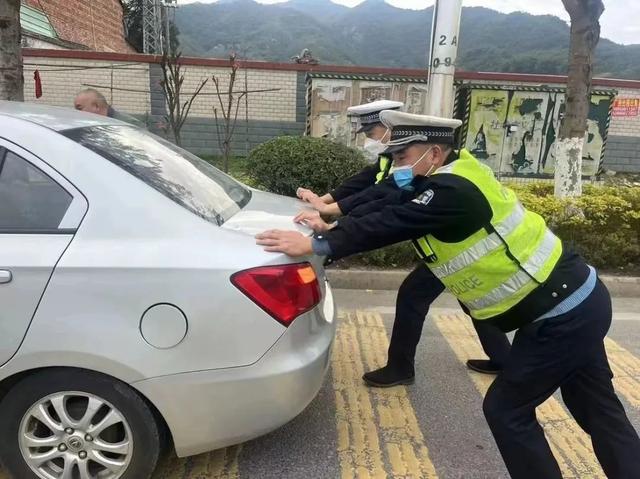 脑溢血患者已昏迷！从诏安急送市医院抢救，漳州交警迅速出动！【我为群众办实事】-15.jpg