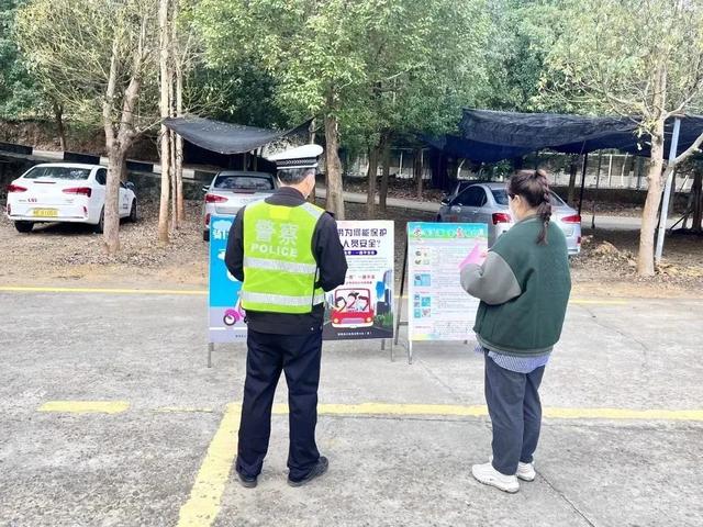漳州交警宣传进驾校，安全从“起步”开始【五个一进驾校】-12.jpg