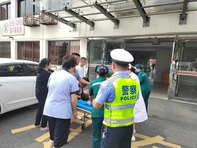 漳州路面那些事，交警都会管到底！|我为群众办实事-9.jpg