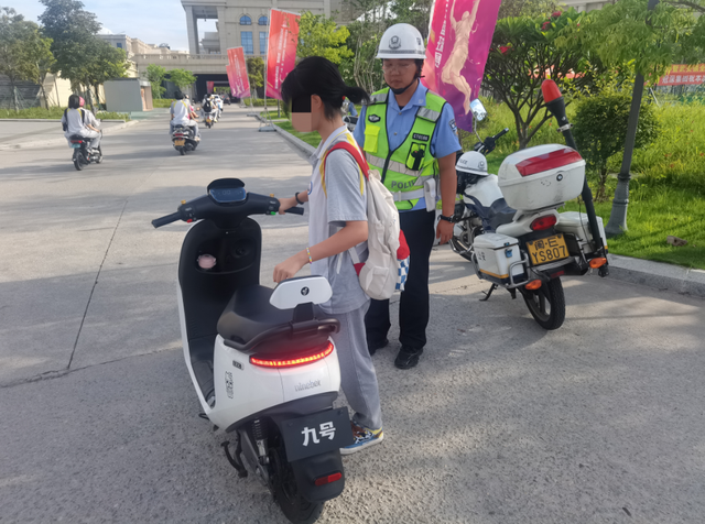 漳州这些学生违规驾驶二轮电动车被抓拍，请家长加强监护！ | 曝光台-13.jpg