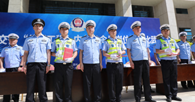 漳州交警开展岗位练兵比武：沙场秋点兵，实战铸铁军！-11.jpg