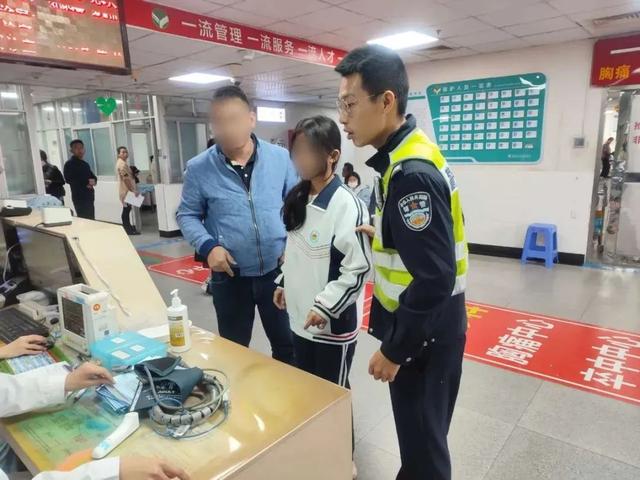 漳州交警在路面除了指挥交通，居然还有这么多事！-11.jpg